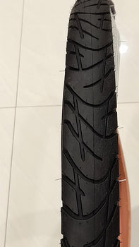 26 X 1.75 (47-559) FOUR BLACK TIRES WHITE WALL HIGH QUALITY TIRE AND TUBE