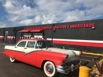 Centro de Careta de Ford Customline de 1950